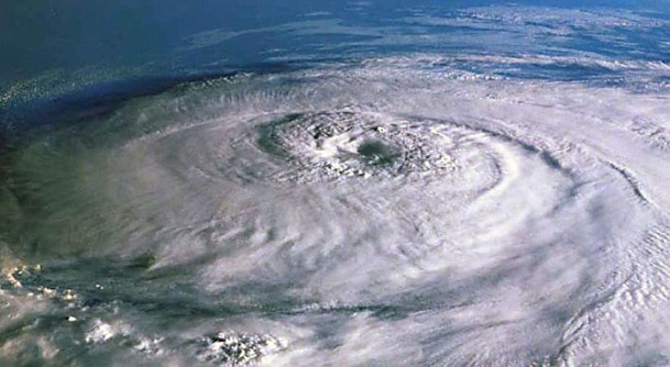 hdr-Hurricane2 Header pic