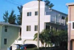 stilt house Stilt House Collapse